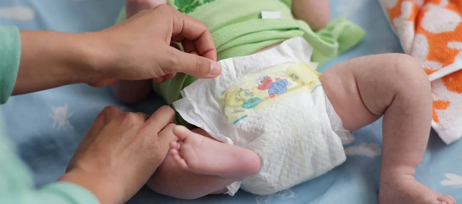 how to change a baby diaper